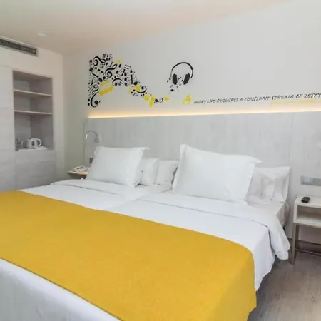 Urbansea Atlanta Hotel