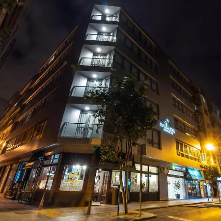 Urbansea Atlanta Hotel 3*