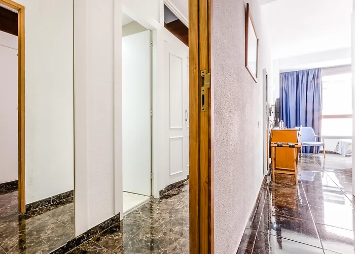 Urbansea Atlanta Hotel