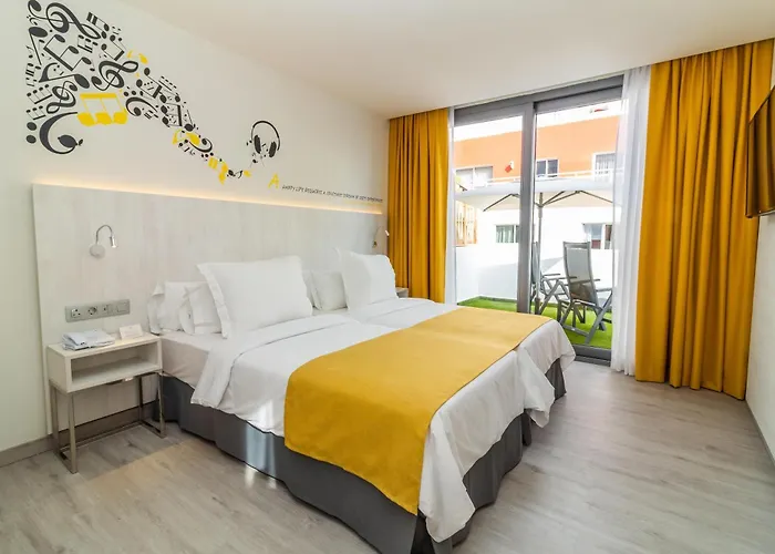 Hotel Urbansea Atlanta 3*