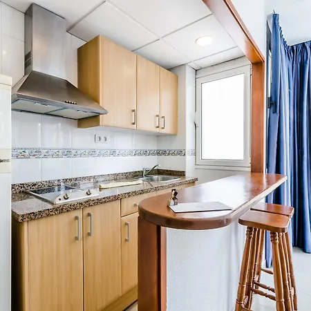 Urbansea Atlanta Hotel