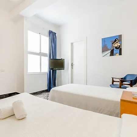 Urbansea Atlanta Hotel