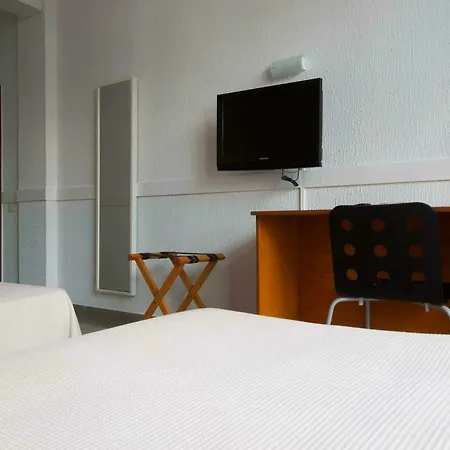 Urbansea Atlanta Hotel 3*